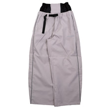 Lesen Sie das Bild in der Galerieansicht, REFLECTIVE PANTS L.GRAY