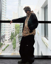 Read the image into the gallery view, TWOTUCK PANTS BLACK