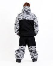 将图像阅读到画廊视图中, ZIP JACKET TIGER CAMO.W