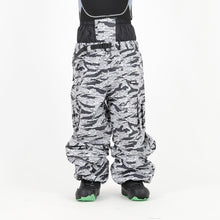 Read the image into the gallery view, CARGO PANTS TIGER CAMO.W