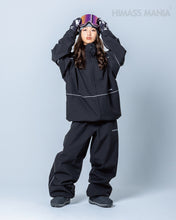 Read the image into the gallery view, REFLECTOR JACKET BLACK