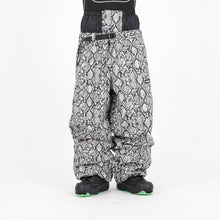 갤러리보기에 이미지를 읽고 REFLECTOR PANTS SNAKE