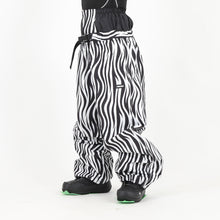 Lesen Sie das Bild in der Galerieansicht, REFLECTOR PANTS ZEBRA