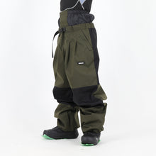 갤러리보기에 이미지를 읽고 DOUBLE TUCK PANTS MOSS GREEN