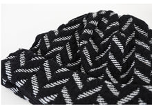 画像をギャラリービューアに読み込む, BEANIE BLACK
