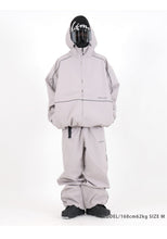 Lesen Sie das Bild in der Galerieansicht, REFLECTIVE PANTS L.GRAY
