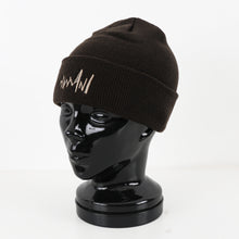 将图像阅读到画廊视图中， BEANIE D.BROWN

