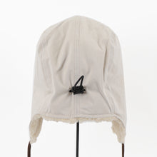 将图像阅读到画廊视图中， HAT BEIGE

