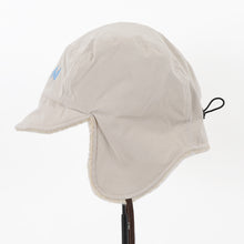 将图像阅读到画廊视图中， HAT BEIGE
