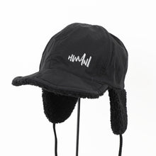 将图像阅读到画廊视图中， CAP BLACK
