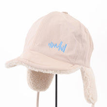 将图像阅读到画廊视图中， CAP BEIGE
