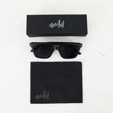 将图像阅读到画廊视图中， STREET　SUNGLASSES 2

