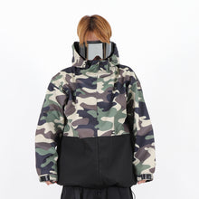 Read the image into the gallery view, ZIP JACKET CLASSIC CAMO
