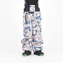 将图像阅读到画廊视图中， CARGO PANTS FLOWER

