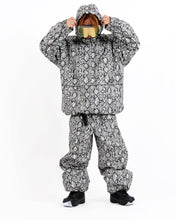 Read the image into the gallery view, REFLECTOR JACKET SNAKE
