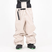 Lesen Sie das Bild in der Galerieansicht, REFLECTOR PANTS CREAM BEIGE
