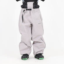 Lesen Sie das Bild in der Galerieansicht, REFLECTOR PANTS L.GRAY
