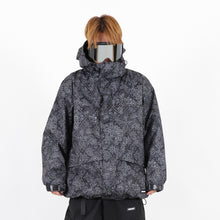 将图像阅读到画廊视图中， MOUNTAIN JACKET PAISLEY

