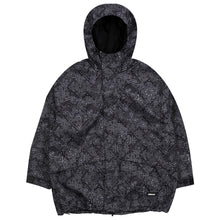 将图像阅读到画廊视图中， MOUNTAIN JACKET PAISLEY
