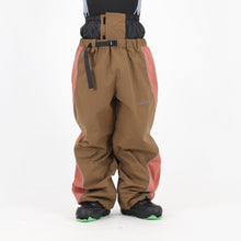 Lesen Sie das Bild in der Galerieansicht, WAVE PANTS BROWN SIENNA
